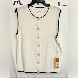 Cyrus Women's White Button Down Sleeveless Top